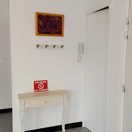 Theatre De L'archipel Apartment